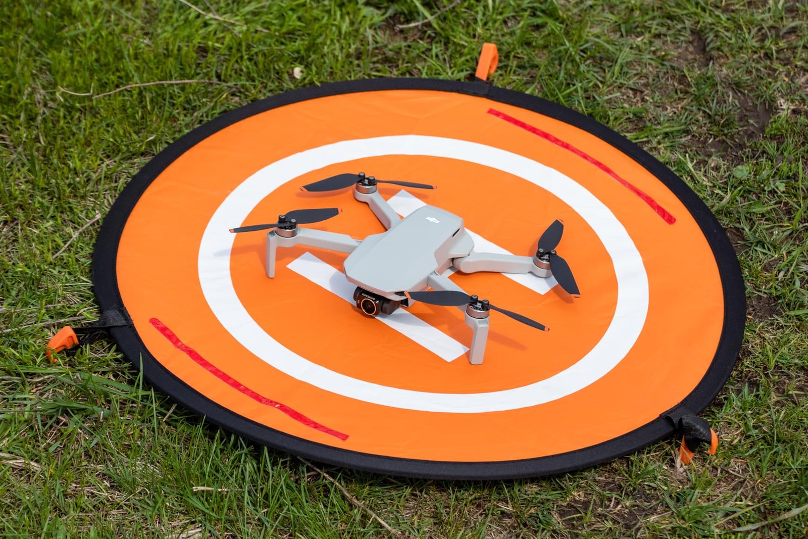 Mini Dronă