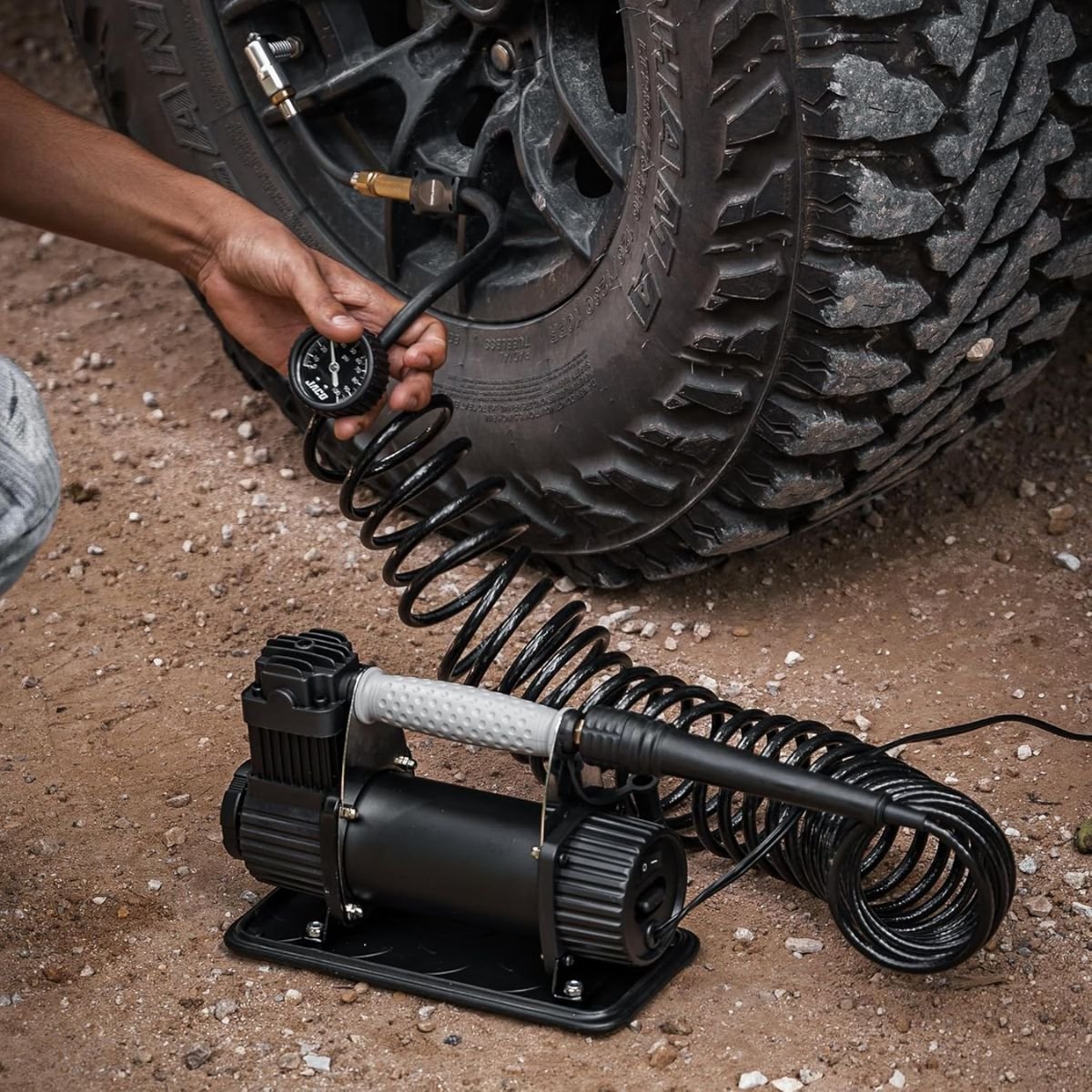 Silnik 12V 3.5 CFM